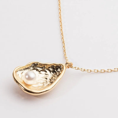 Gold Shell Pendant Necklace