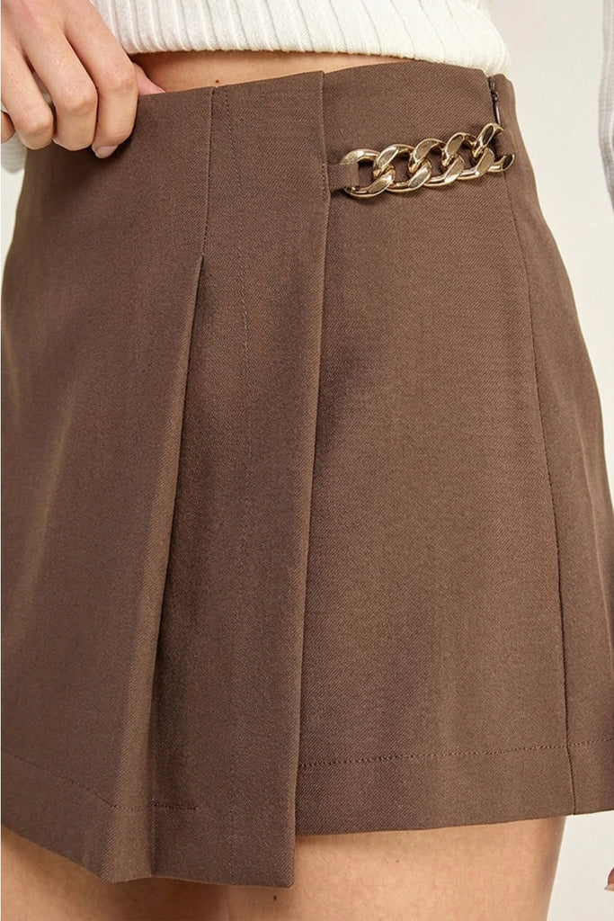 Pleated Chain Shorts