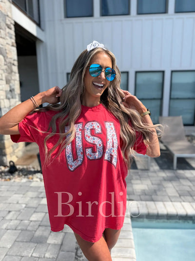 USA Daisy Graphic Tee