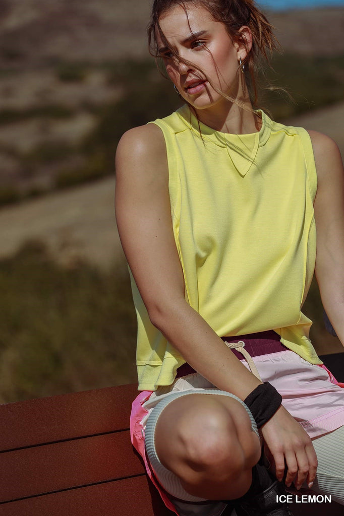 Robbie Sleeveless Luxeknit Cropped Top