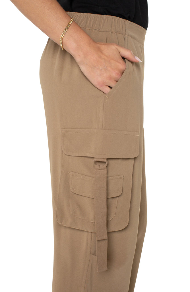 Pull-on Parachute Cargo Pants