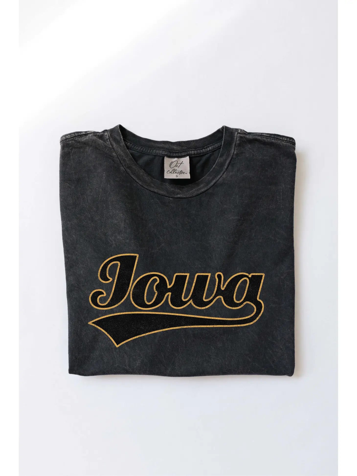 Iowa Mineral Washed Graphic Top