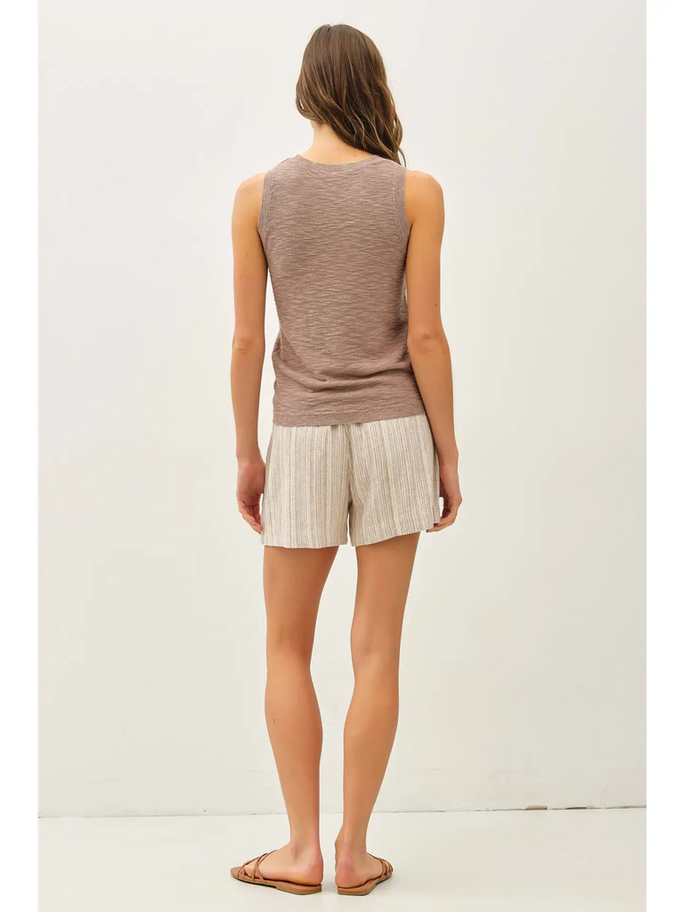 Sleeveless Weekend Tank