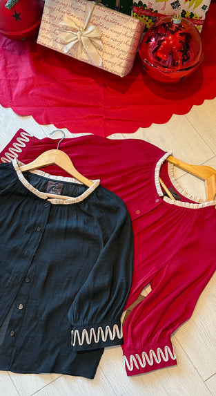 Abstract Applique Popover Blouse