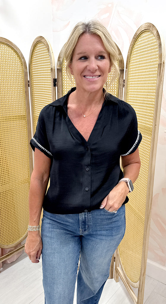 Whipstitch Short Sleeve Blouse