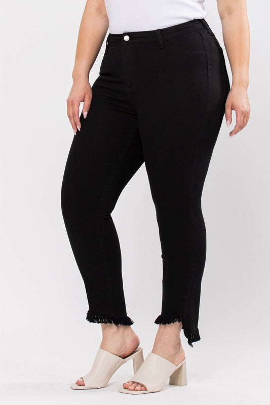 Curvy Mid Rise Black Crop Skinny